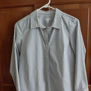 "J:Jill Perfect Shirt"   Size Med Petite.   Soft gray/white stripe. Like New.